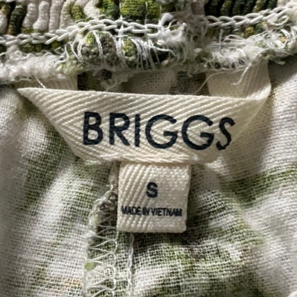Briggs New York Women’s Green and White High Waist Palm Print Shorts - Picture 4 of 6